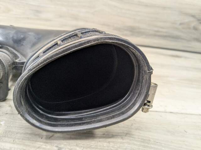 19-25 OEM BMW G05 G07 X5 X7 Engine N63 Air Cleaner Intake Duct Tube Hose 5-8