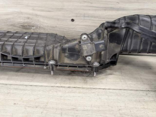 OEM BMW G05 G12 G30 F90 M5 Left Driver Side Engine N63R S63M Intake Manifold 5-8