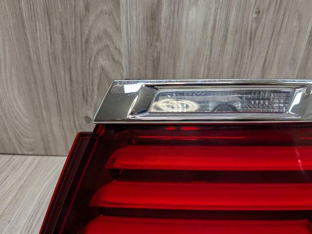 13-15 OEM BMW F01 F02 750 LED Rear Right Passenger Side Inner Tail Light