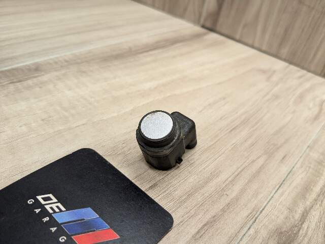 OEM BMW F06 F12 F13 Front Parking Distance Sonic Sensors PDC Silver A29*