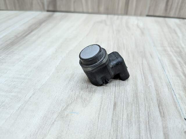 OEM BMW F06 F12 F13 Front Parking Distance Sonic Sensors PDC Silver A29*