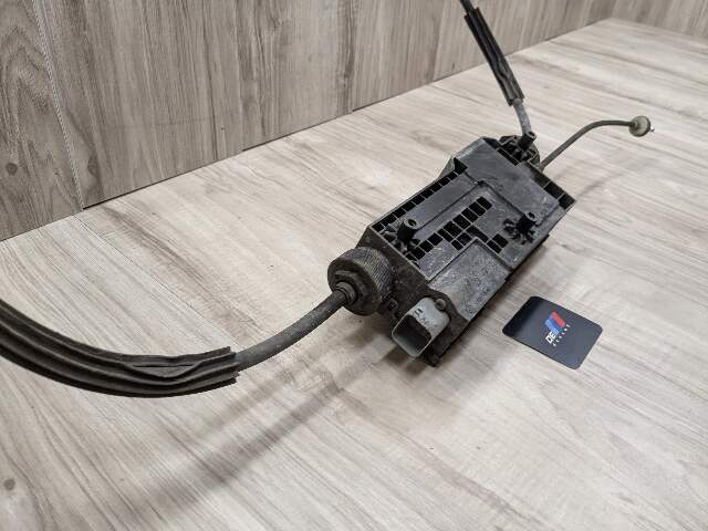 09-15 OEM BMW F01 F02 740 750 Emergency Parking Brake Actuator Unit Motor