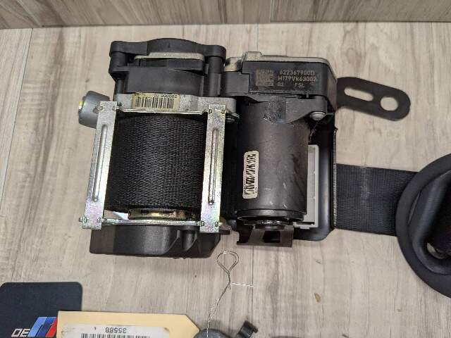 13-15 OEM BMW F01 F02 740 750 B7 Front Right Passenger Side Seatbelt Retractor