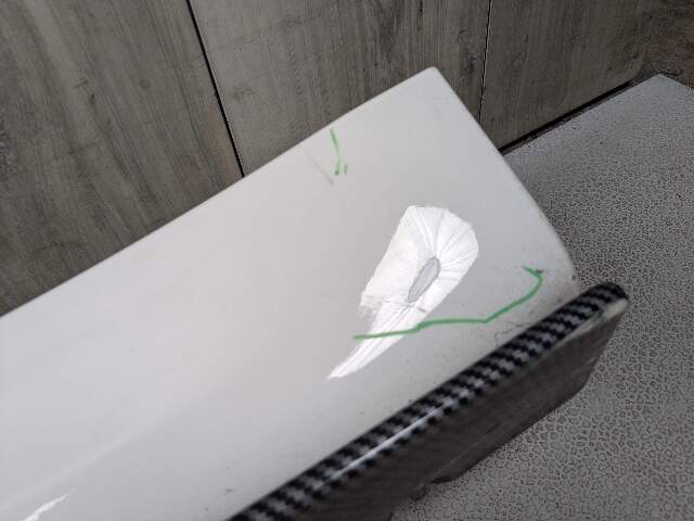 NOTE* 16-20 OEM BMW F87 M2 Coupe Left Driver Side Skirt Rocker Panel White 300