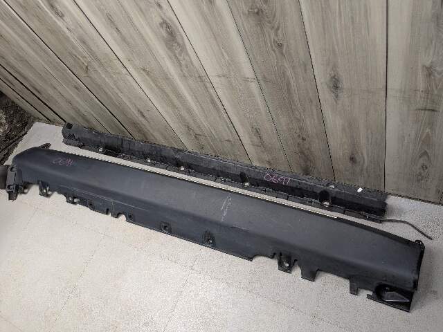 *OEM BMW F15 X5 Right Passenger Running Board Side Skirt Rocker Panel w Bracket