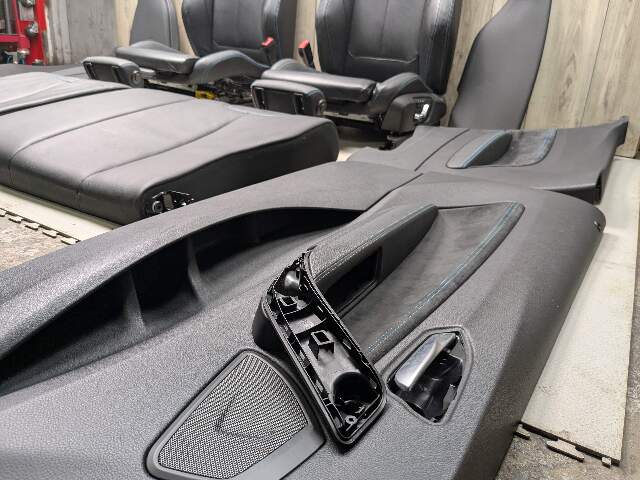 *OEM BMW F22 F87 M2 Driver Passenger Seats Door Panels Interior w Blue Stitching