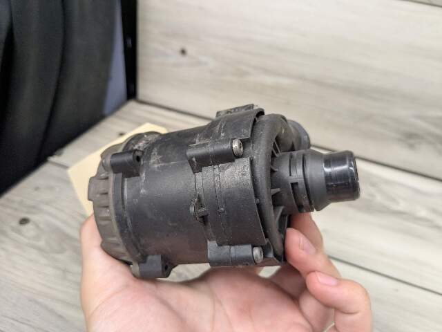 OEM BMW F90 G05* G12 G15 G30 M5 Engine Electric Auxiliary Water Coolant Pump