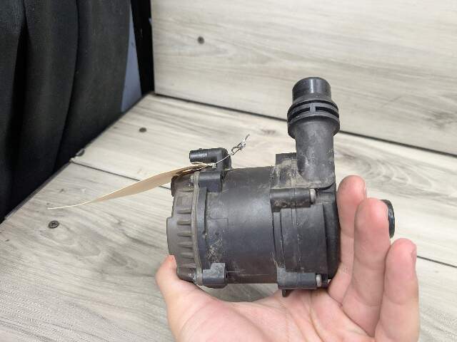 OEM BMW F90 G05* G12 G15 G30 M5 Engine Electric Auxiliary Water Coolant Pump