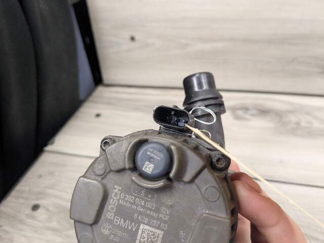 OEM BMW F90 G05* G12 G15 G30 M5 Engine Electric Auxiliary Water Coolant Pump