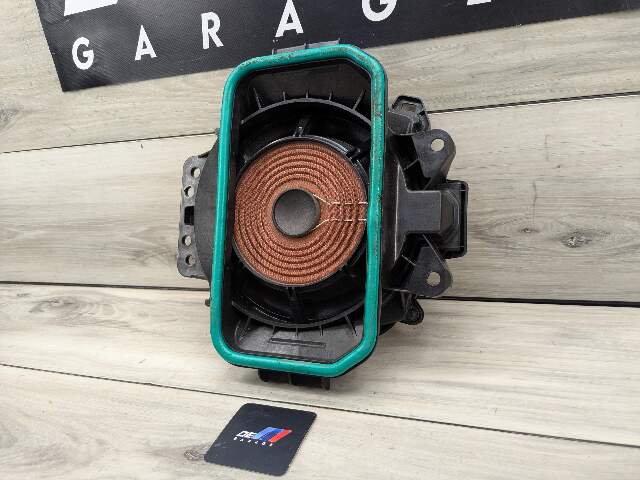 OEM BMW G05 G06 G07 X5 X6 X7 Sub Subwoofer Bass Audio Speaker HARMAN KARDON