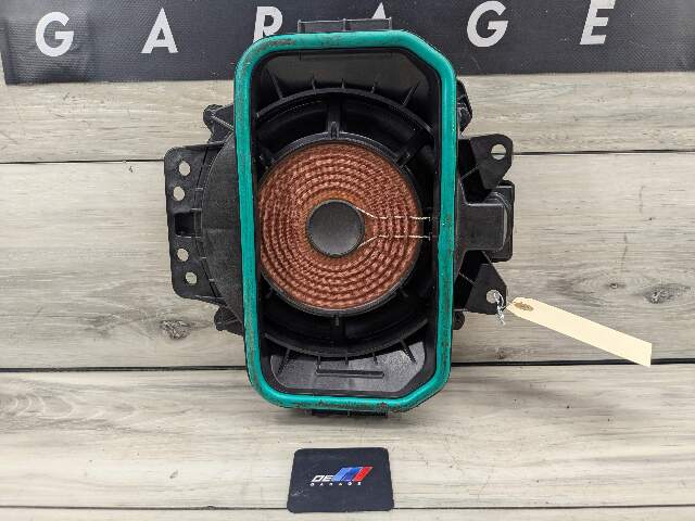 OEM BMW G05 G06 G07 X5 X6 X7 Sub Subwoofer Bass Audio Speaker HARMAN KARDON
