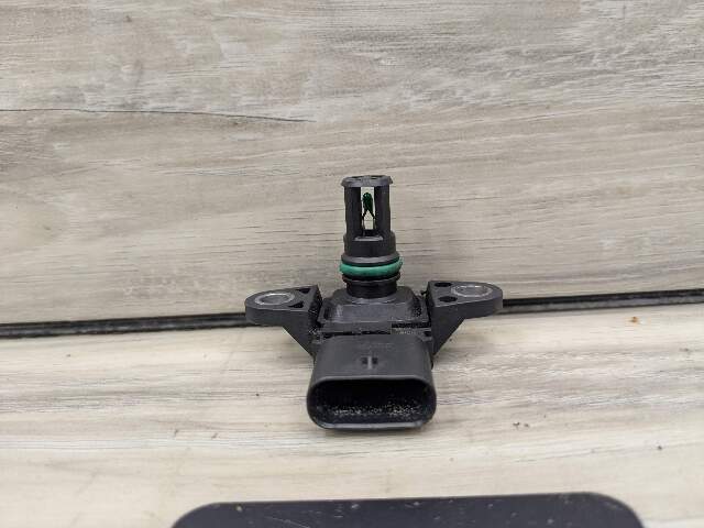 OEM BMW F10 F13 F36 F06 F82 M4 M5 M6 3.5 BAR MAP Manifold Air Pressure Sensor