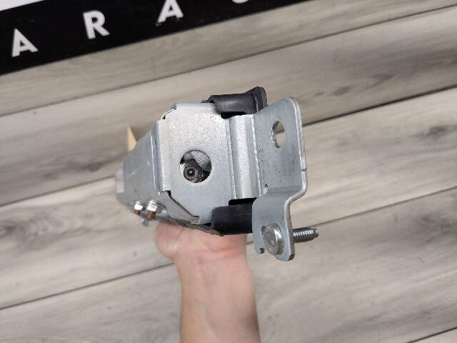 OEM BMW F22 F30 F32 F36 M3 M4 Front Right Passenger Side Knee Lower Dash Airbag