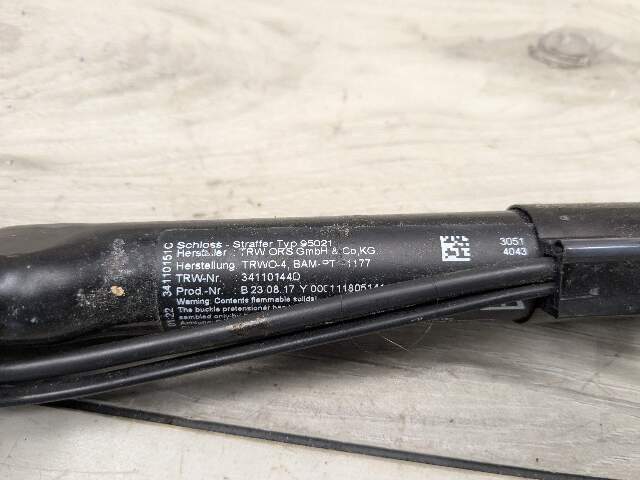 12-20 OEM BMW F22 F30 F36 F82 F80 M3 M4 435 Front Right Side Seatbelt Buckle