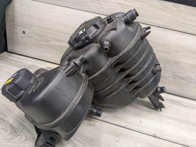 OEM BMW G20 G22 G23 G26 G42 Engine Coolant Expansion Overflow Tank Reservoir SET