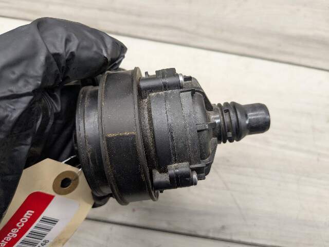 *OEM BMW G01 G05 G20 G22 G30 G42 G80 G82 G83 M3 M4 Engine Auxiliary Water Pump