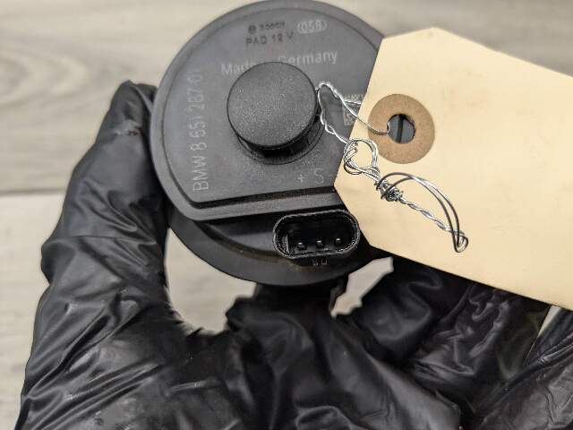 *OEM BMW G01 G05 G20 G22 G30 G42 G80 G82 G83 M3 M4 Engine Auxiliary Water Pump