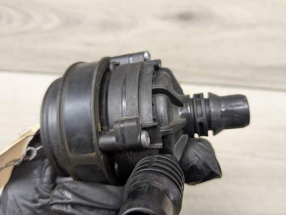 *OEM BMW G01 G05 G20 G22 G30 G42 G80 G82 G83 M3 M4 Engine Auxiliary Water Pump
