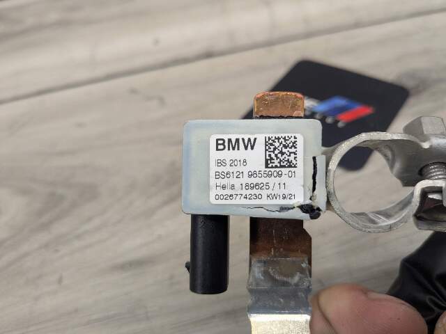 OEM BMW G05 G06 G07 G20 G22 G23 G26 G42 Negative Cable Terminal IBS Sensor Black