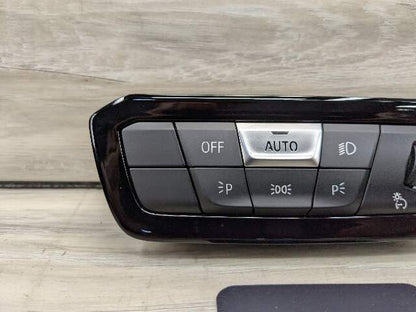 OEM BMW G20 G22 G23 G26 G42 G80 G82 G83 Headlight Control Switch Light Module
