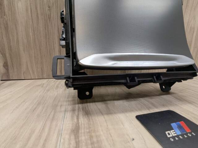 19-24 OEM BMW G05 G06 G07 X5 X6 X7 Center Console Storage Compartment Aluminum