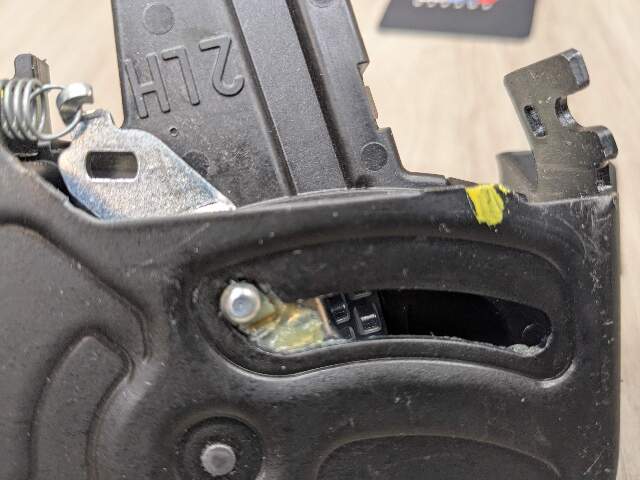 19-25 OEM BMW G05 G07 X5 X7 Tailgate Left Side Lower Latch Lock Actuator