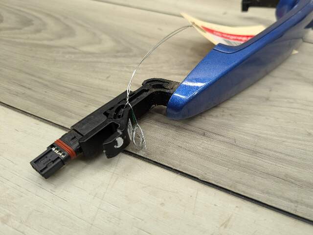 12-18 OEM BMW F23 F30 F36 F32 COMFORT ACCESS Front Left Driver Door Handle Blue