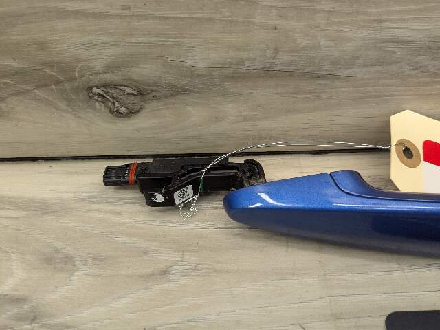 12-18 OEM BMW F23 F30 F36 F32 COMFORT ACCESS Front Left Driver Door Handle Blue