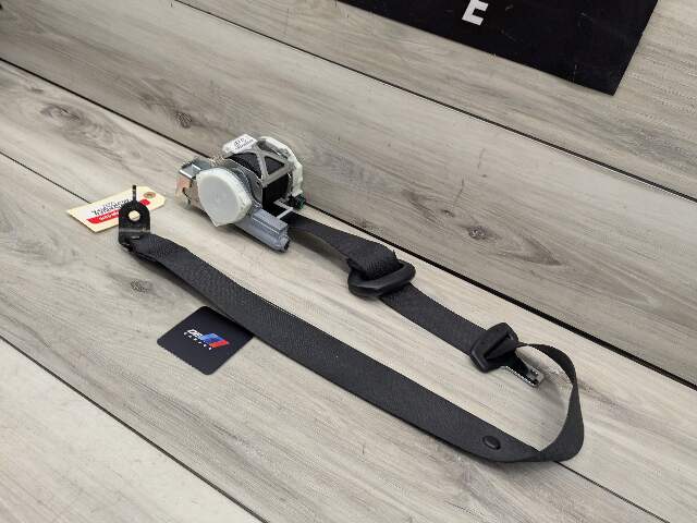 16-20 OEM BMW F23 M235 M240 Front Right Passenger Side Seatbelt Retractor Black