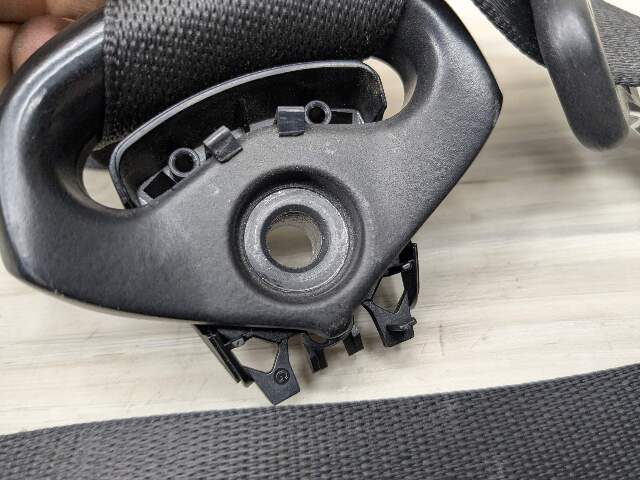 16-20 OEM BMW F23 M235 M240 Front Right Passenger Side Seatbelt Retractor Black