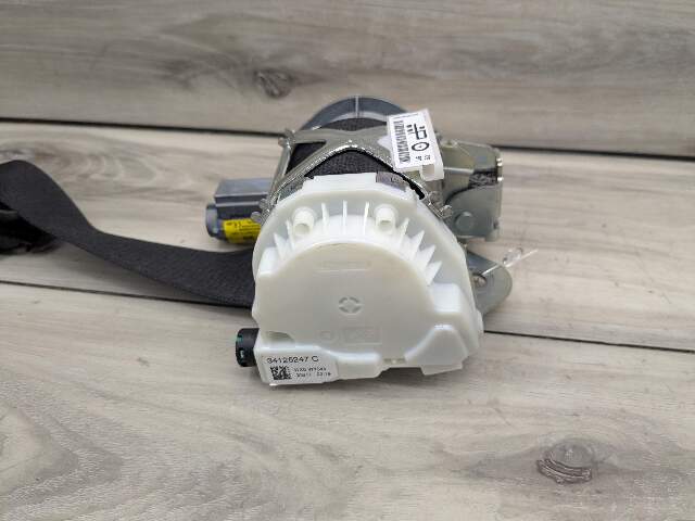 16-20 OEM BMW F23 M235 M240 Front Right Passenger Side Seatbelt Retractor Black