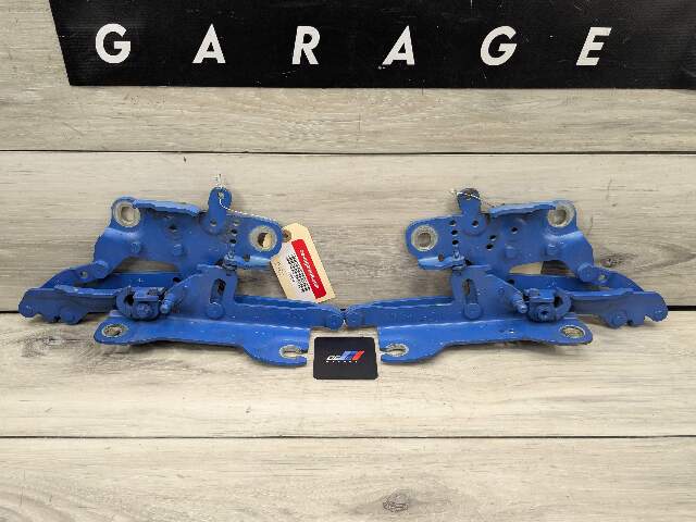 OEM BMW F22 F23 F30 F32 F36 F80 M3 M4 Left Right Hood Hinge Support Bracket SET
