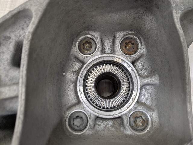 OEM BMW G05 G06 G07 X5 X6 X7 Rear Left Driver Side Hub Spindle Knuckle Bearing