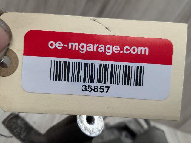 OEM BMW G05 G06 G07 X5 X6 X7 Rear Left Driver Side Hub Spindle Knuckle Bearing