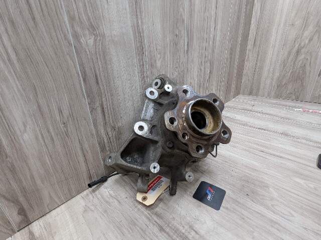 OEM BMW G05 G06 G07 X5 X6 X7 Rear Right Passenger Hub Spindle Knuckle Bearing