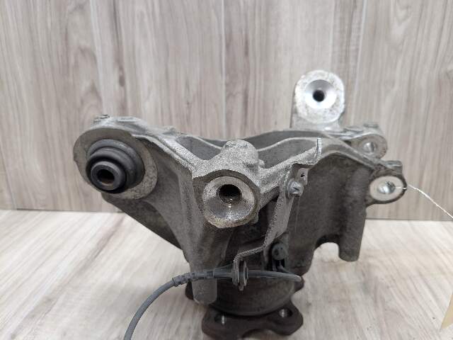OEM BMW G05 G06 G07 X5 X6 X7 Rear Right Passenger Hub Spindle Knuckle Bearing