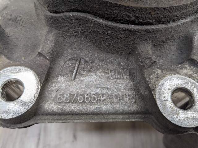 OEM BMW G05 G06 G07 X5 X6 X7 Rear Right Passenger Hub Spindle Knuckle Bearing