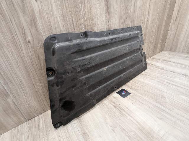 19-25 OEM BMW G05 G06 G07 X5 X6 Center Underbody Floor Cover Splash Guard AWD
