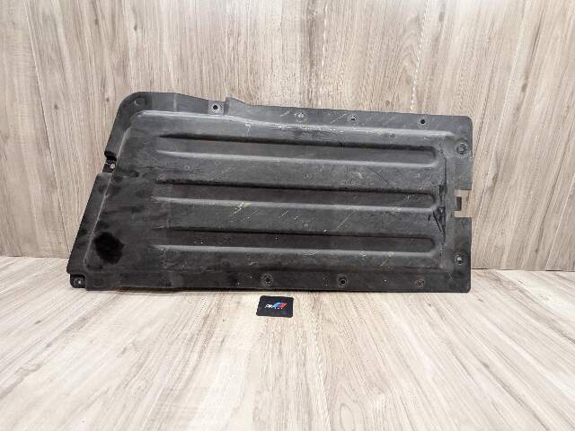 19-25 OEM BMW G05 G06 G07 X5 X6 Center Underbody Floor Cover Splash Guard AWD