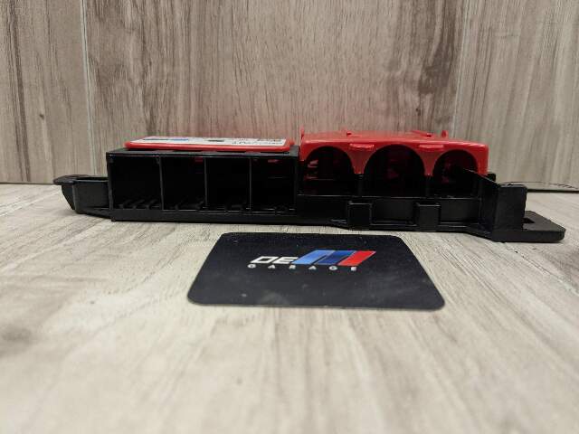 OEM BMW G20 G26 G80 330 M340 Positive Battery Junction Terminal Control Fuse Box