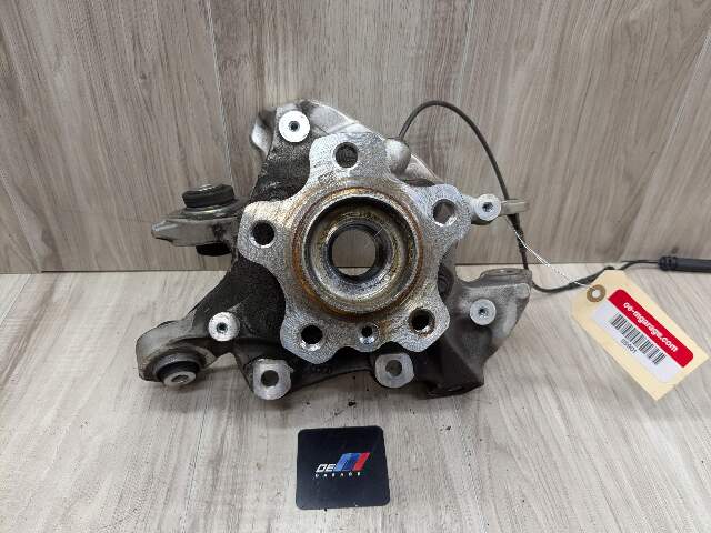 OEM BMW G20 330 M340 REAR Right Passenger Knuckle Wheel Hub Spindle Bearing