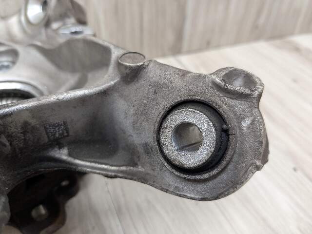 19-24 OEM BMW G20 330 M340 REAR Left Driver Side Knuckle Hub Spindle Bearing