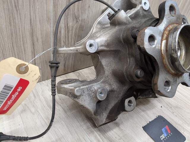 19-24 OEM BMW G20 330 M340 REAR Left Driver Side Knuckle Hub Spindle Bearing