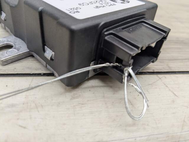 OEM BMW F90 G12 G20 G42 G80 G82 G83 M3 M5 Fuel Pump Control Module Unit