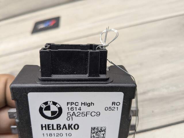 OEM BMW F90 G12 G20 G42 G80 G82 G83 M3 M5 Fuel Pump Control Module Unit