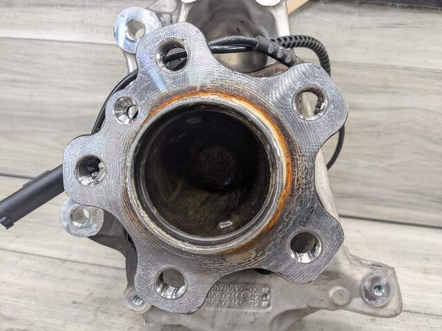 19-25 OEM BMW G20 G22 G23 FRONT Right Passenger Hub Spindle Knuckle Bearing RWD
