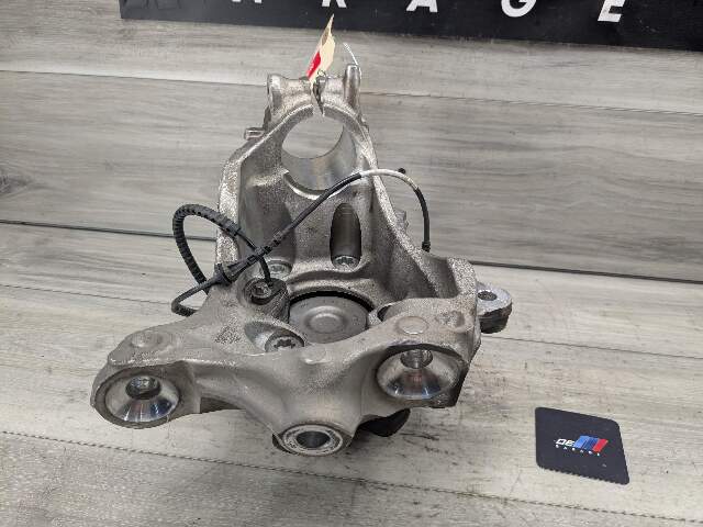 19-25 OEM BMW G20 G22 G23 FRONT Right Passenger Hub Spindle Knuckle Bearing RWD