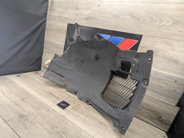 OEM BMW G20 G22 G42 M340 M240 Front Left Driver Fender Liner Wheel Splash Shield