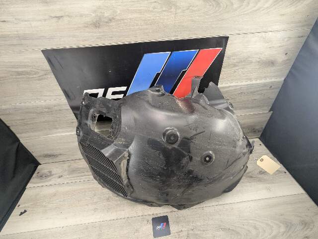 OEM BMW G20 G22 G42 M340 M240 Front Left Driver Fender Liner Wheel Splash Shield