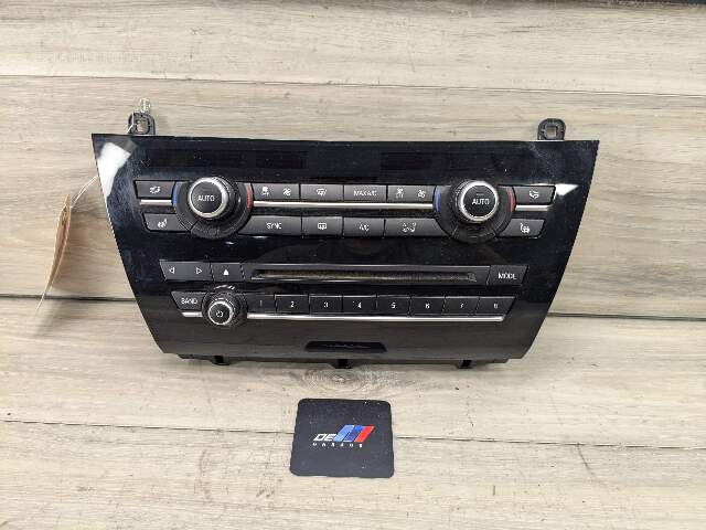 *OEM BMW F15 F16 F85 X5 X6 AC Climate Heater Control Panel Radio Media Switch